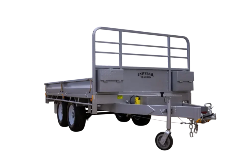 Universal-Trailers-SidesTop-1024x684-904x637-1